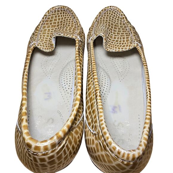 SAS TriPad Ladies Size 8 M Gold Leather Snake Print Slip On Loafer Classic USA - Picture 9 of 10